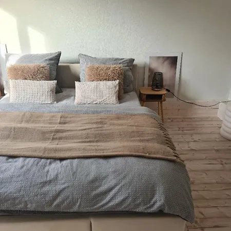 Landeskrone Апартаменты Гёрлиц