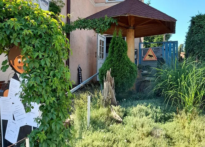 Landeskrone 公寓 *